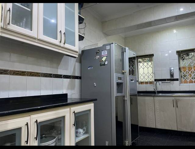 3 BEDROOM HOUSE FOR SALE IN ATHOLL HEIGHTS